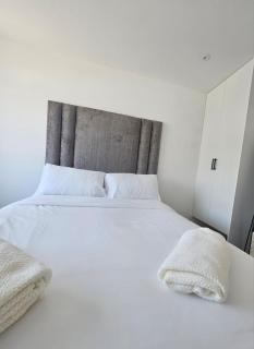 River Breeze Apartments 1 - 9