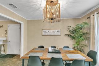 Cozy Family Retreat with Spacious Yard home - Tyler - 9