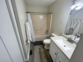 Beautiful home in a nice place - Clarksville - 3