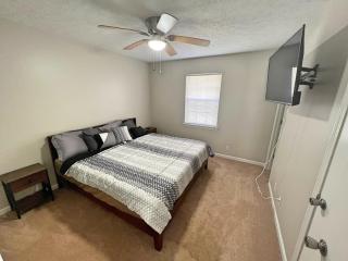 Beautiful home in a nice place - Clarksville - 1