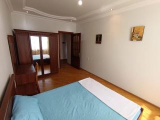 Apartment in Messenat - Bakoe - 4
