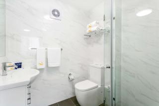 Quality Inn Sunshine Haberfield - 3