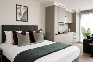 London City East by Viridian Apartments - 9
