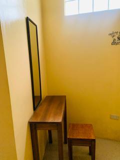 Francis Dale Lodge L8 - 1