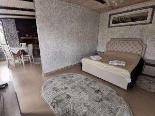 Monte-Kristo Hotel - Kamianets-Podilskyi - 9