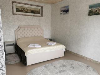 Monte-Kristo Hotel - Kamianets-Podilskyi - 3