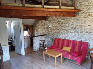 Appartement en pierre au calme - Vert-Saint-Denis - 0
