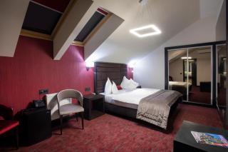 The Fifth Floor by Old Town Hotel - 1