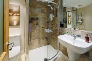 1863 Restaurant with Rooms - Pooley Bridge - 3