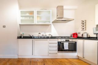 Spacious Apartment with a balcony in Prime Location in Farringdon - Londra - 3