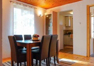 Pineview House - 5