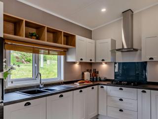 2 Bed in Newport 94717 - Nevern - 2