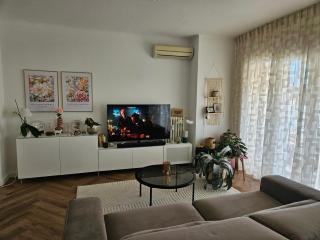 Appartement rénové dernier étage en ville et au calme - Toulon - 5