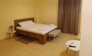 ΔΙΑΤΙΘΕΤΑΙ Γκαρσονιέρα - Kalamata - 8