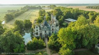 Ecolodges de rêve dans un château de conte de fées - Les-Trois-Moutiers - 9