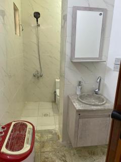 A luxury apartment in Baghdad - 1