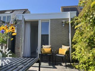 Fijne vakantiewoning in Domburg op loopafstand strand en centrum met parkeerplaats - Domburg - 0