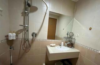 2BR-Hamptons Park Apartment - Jakarta - 1
