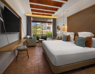 Cala San Miguel Ibiza Resort, Adults only, Curio Collection by Hilton - Port de Sant Miguel - 6