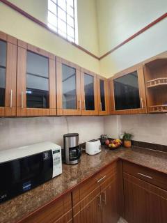 Fully furnished 3br master ensuite penthouse - Nairobi - 4