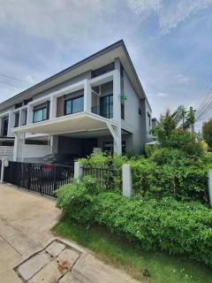 Cat 's Lover Town house Suvarnabhumi Airport - 8