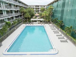 Orlando 1BR Cottage With Lake view & minutes to Disney - Kissimmee - 0