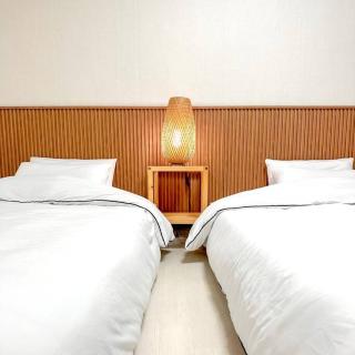 Kims house open #Busan university hospital #jagalchimarket #gukjemarket #nampo #metro3min - Busan - 7