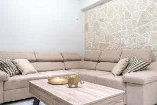 Orion Luxury Apartments - Asini - 1