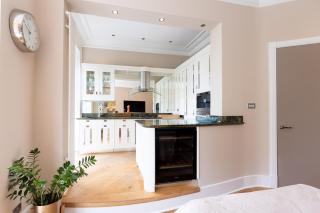 YORK PLACE - Spacious central apartment to town with views - Harrogate - 5