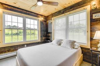 Adirondacks Cottage with Countryside Views! - - 2