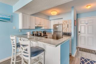 Oceanfront Myrtle Beach Condo with Resort Perks! - 8
