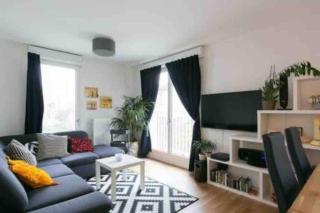 Cozy & Quiet Getaway Just 300m from Paris with Free Private Parking - Gentilly - 0