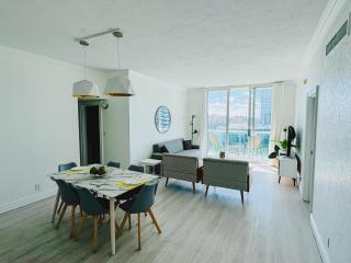 Miami Hollywood Great Two Bedroom Apartment with Channel View 006-22bvic - Hollywood - 4