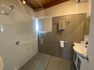 Prom Coast Oasis - Sandy Point - 2