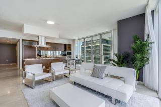 ICON Brickell Miami- 2 bedroom Condo with City and water views! - Miami - 9