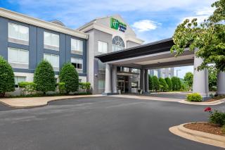 Holiday Inn Express & Suites Sylva / Dillsboro by IHG - Dillsboro - 1