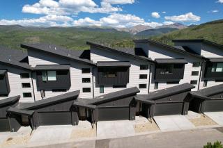 New Luxury Chalet 411 I Hot Tub I Great Views I Best Price I FREE Adventures Daily - Winter Park - 4