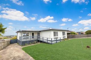 Little Miss - Lakes Entrance - 8