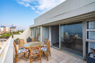 Coastal Bliss, 3BR Umhlanga Apartment With Ocean View - Durban - 5