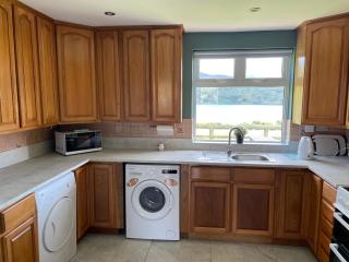 Old lake house - - 8