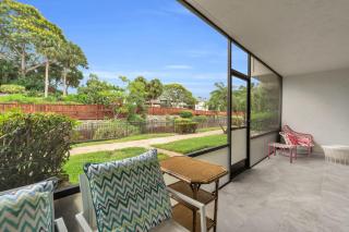 Completely renovated first floor condo - Naples - 7