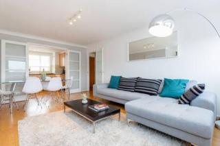 Holland Park 2 Bed Flat by BaseToGo - Londra - 7