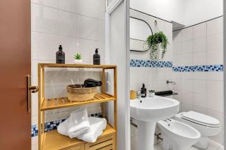 Stazione Centrale-Buenos Aires Chalet House in the City Wifi Netflix - Milan - 3