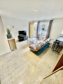 Studio - Sleeps 2 - Parking - Wifi - 2