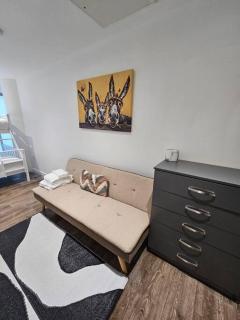 Ideal Studio in Delta Croydon DPG3 - Croydon - 5
