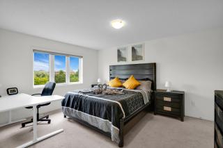 Spacious Family Friendly Vacation home - Brampton - 7