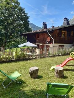 La Coufa, spacieux Duplex en chalet, terrasse, jardin, vues montagnes - 0
