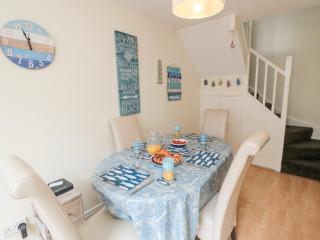Narnia Cottage - Scarborough - 4