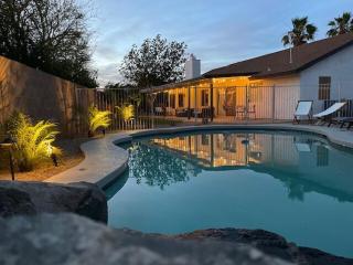Paloma Crush Spring Training Close To Stadium - Glendale - 9