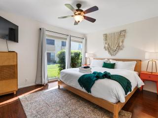 Top-notch 2br Spacious Condo With Shared Pool - Scottsdale - 7